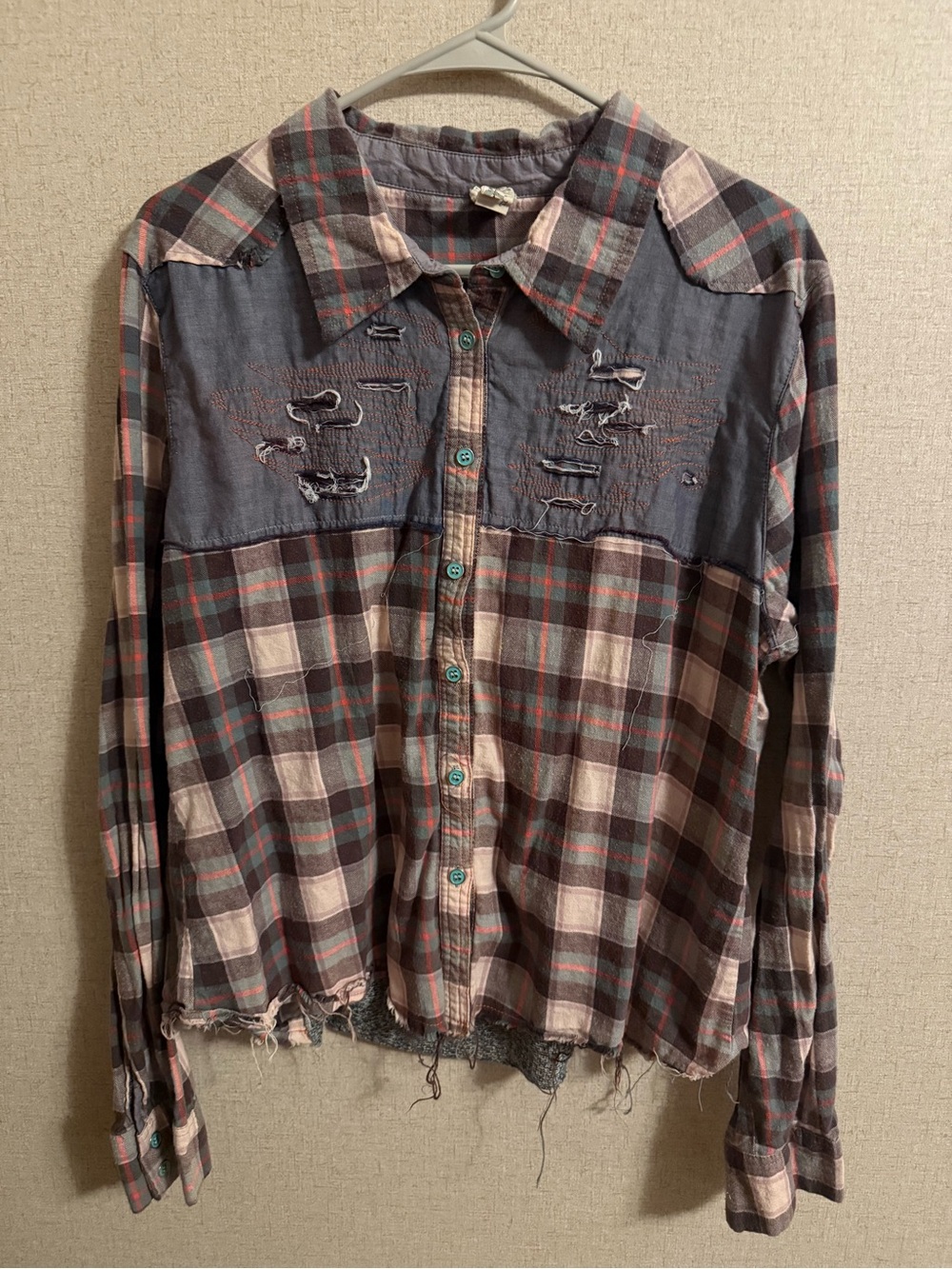 Gimmicks by BKE Distressed Plaid Long-Sleeve Shirt - Gray & Brown